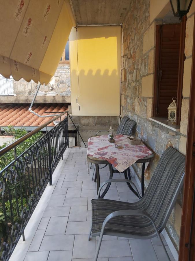 Voula Pansion Hotel Kardhamili Exterior foto